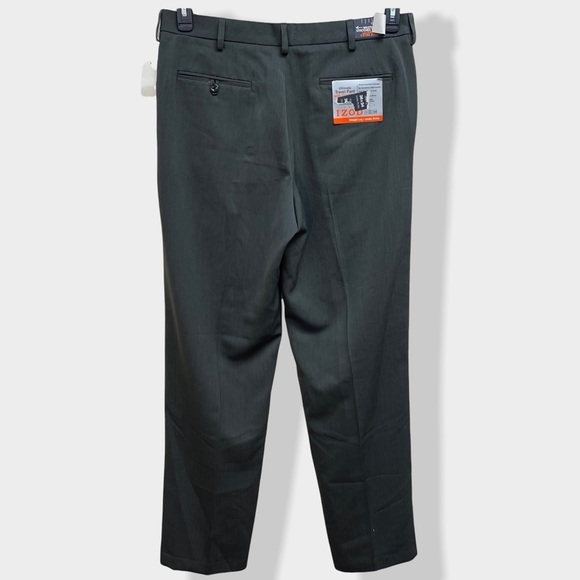 IZOD Grey Straight Leg‎ Dress Pant - Picture 5 of 5